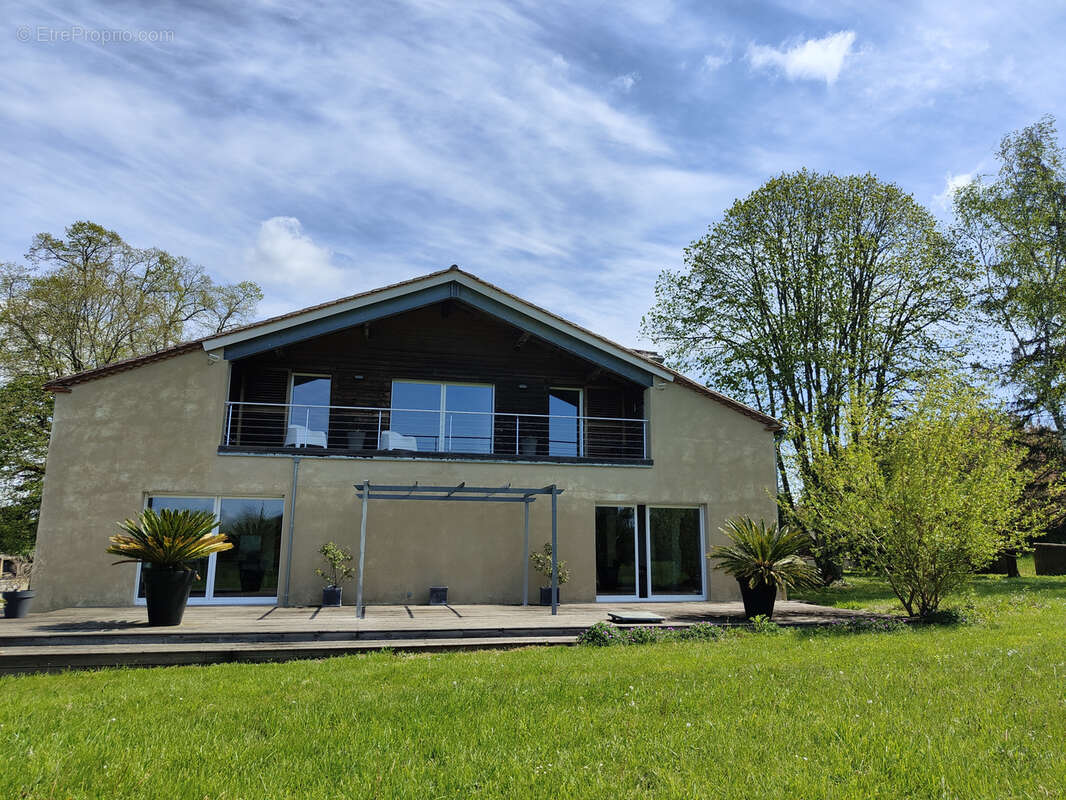 SECTEUR LANGON, Maison de Maître 1.7hectares - photo 18