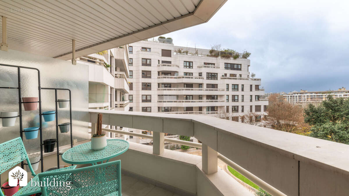 Appartement à LEVALLOIS-PERRET