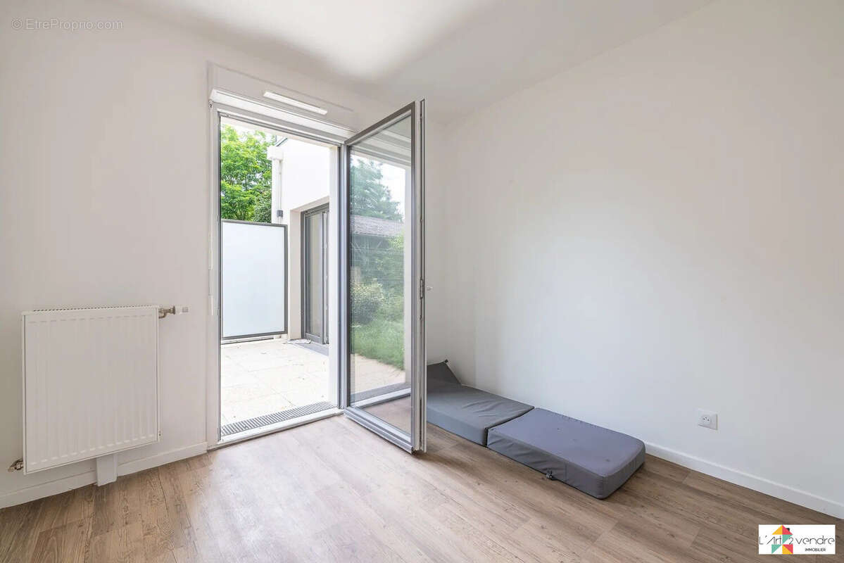 Appartement à MOISSY-CRAMAYEL