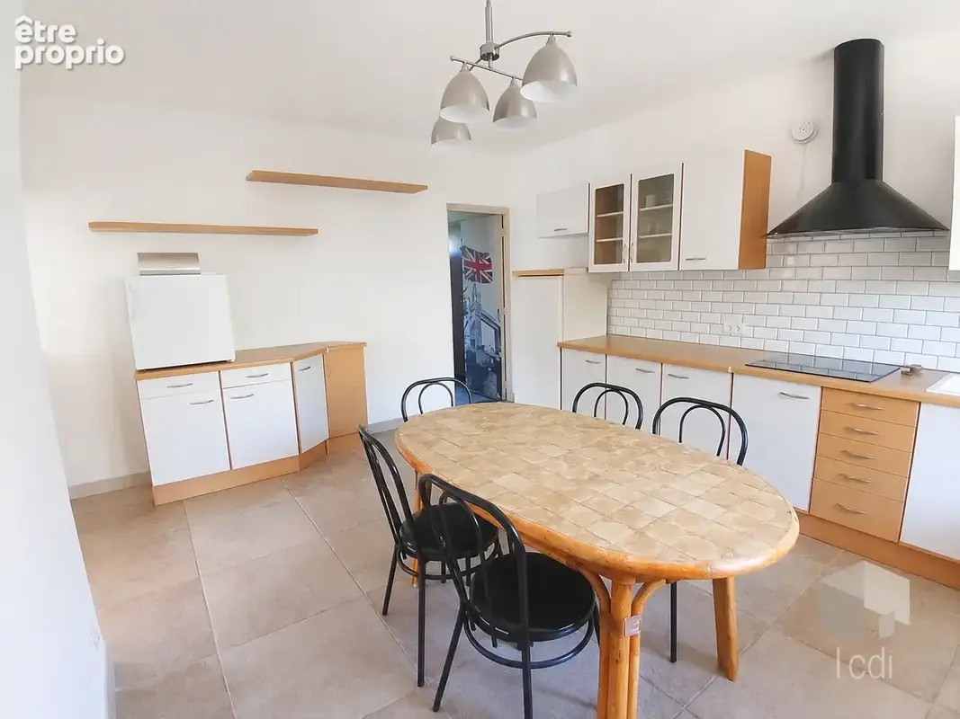 MONTELIMAR, maison de 166 m2, 5 chambres - photo 4