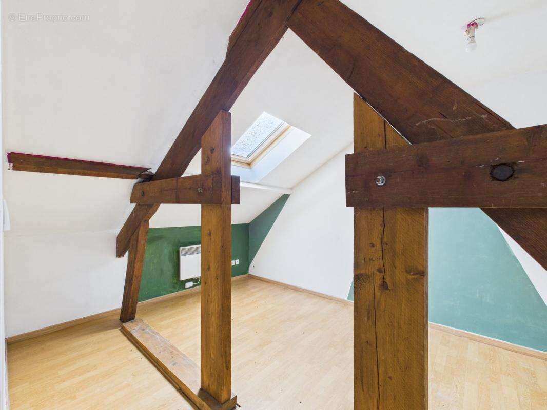 Maison à FONCHES-FONCHETTE