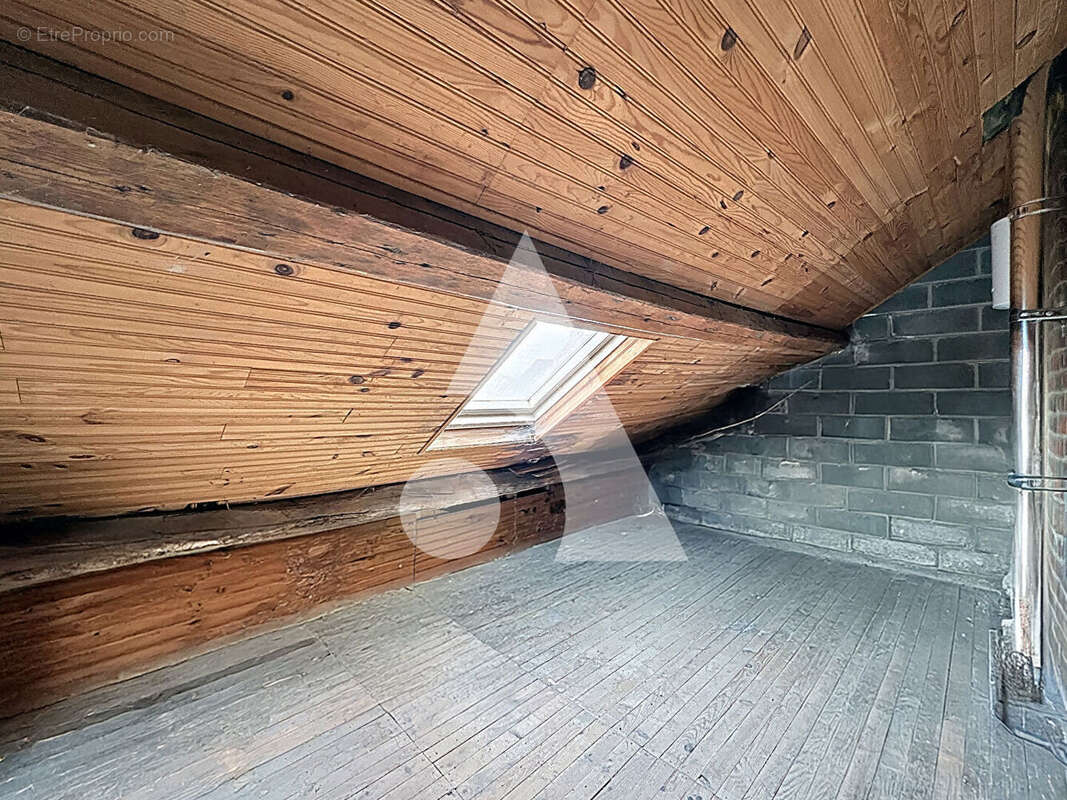 Maison à BRUILLE-SAINT-AMAND