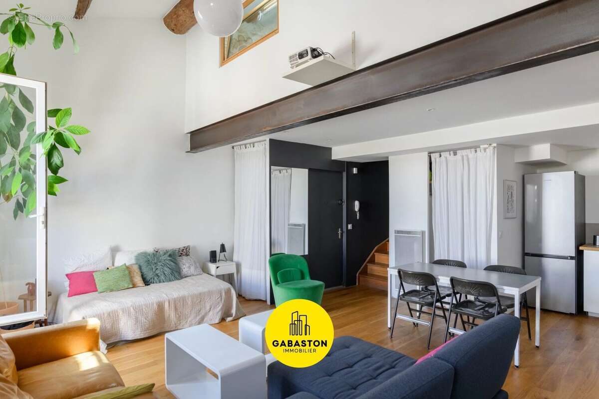 Appartement à MARSEILLE-6E