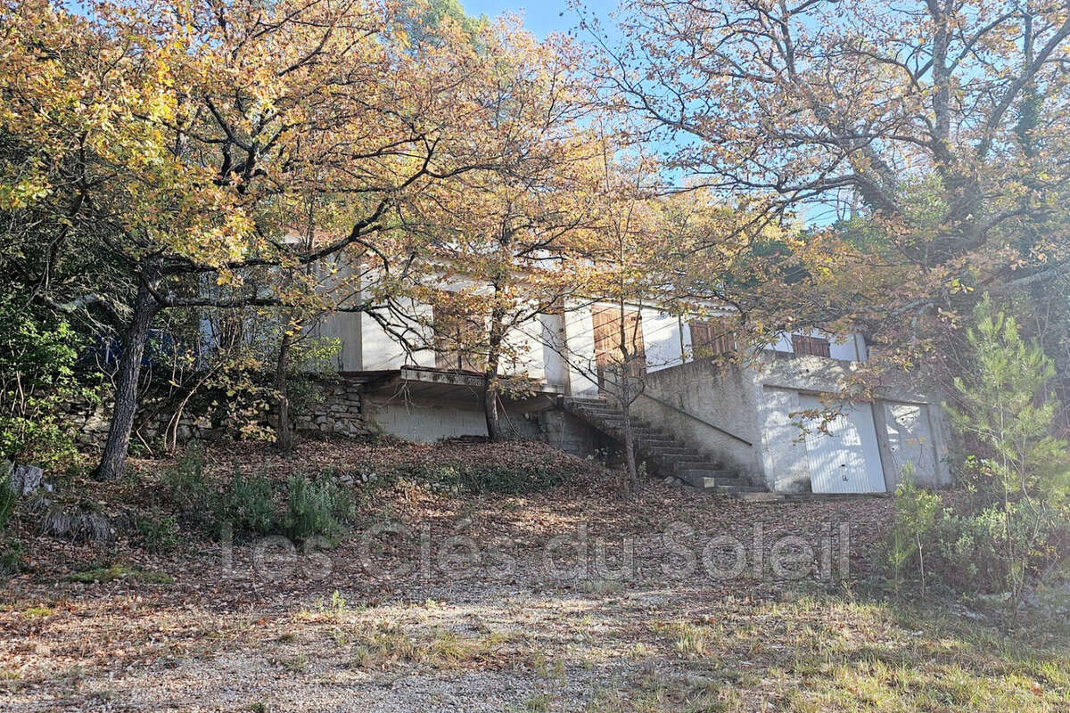 Maison à TOURVES