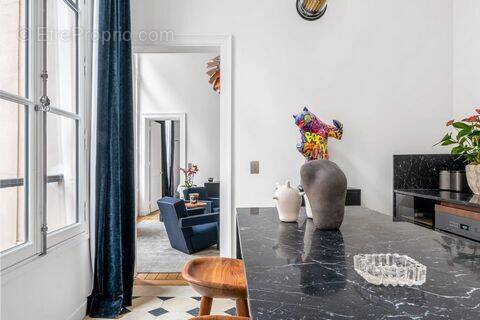 Appartement à PARIS-6E