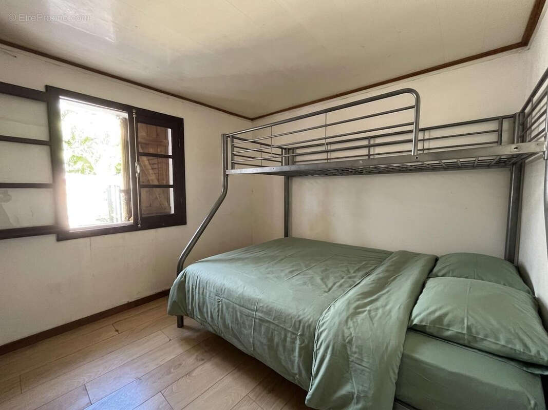 Maison de type T3 en vente à Saint-Denis secteur Bellepierre, à deux pas du CHU ! - photo 8