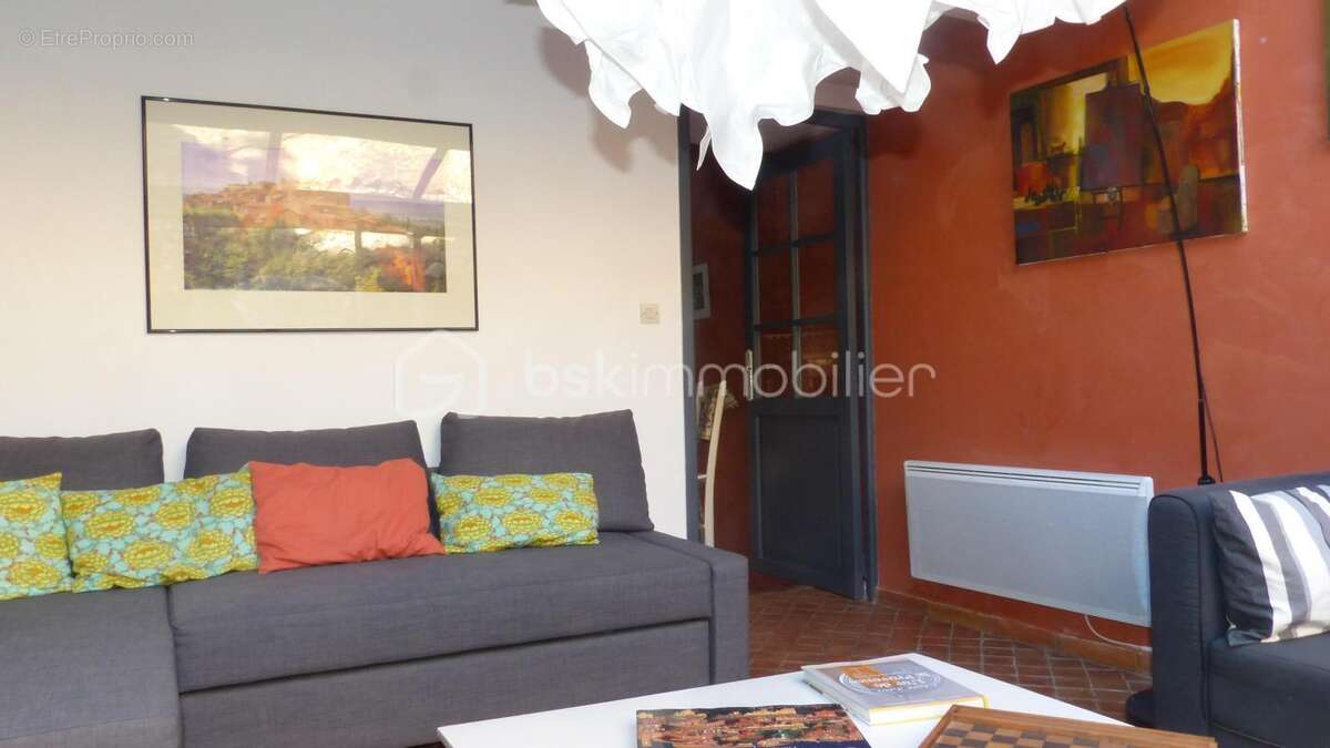 Maison à ROUSSILLON