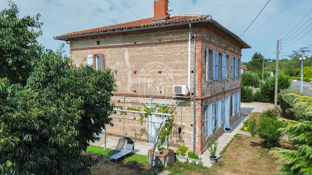 Maison à VILLEMUR-SUR-TARN
