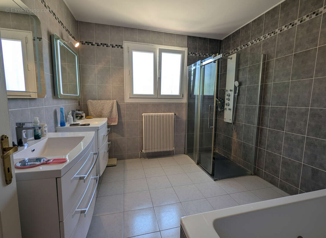 Maison à CUXAC-D'AUDE