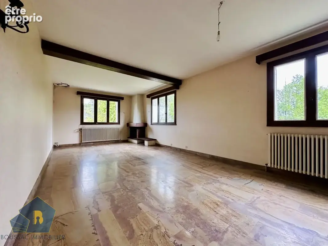Maison 137 m² à Boussac  - photo 2