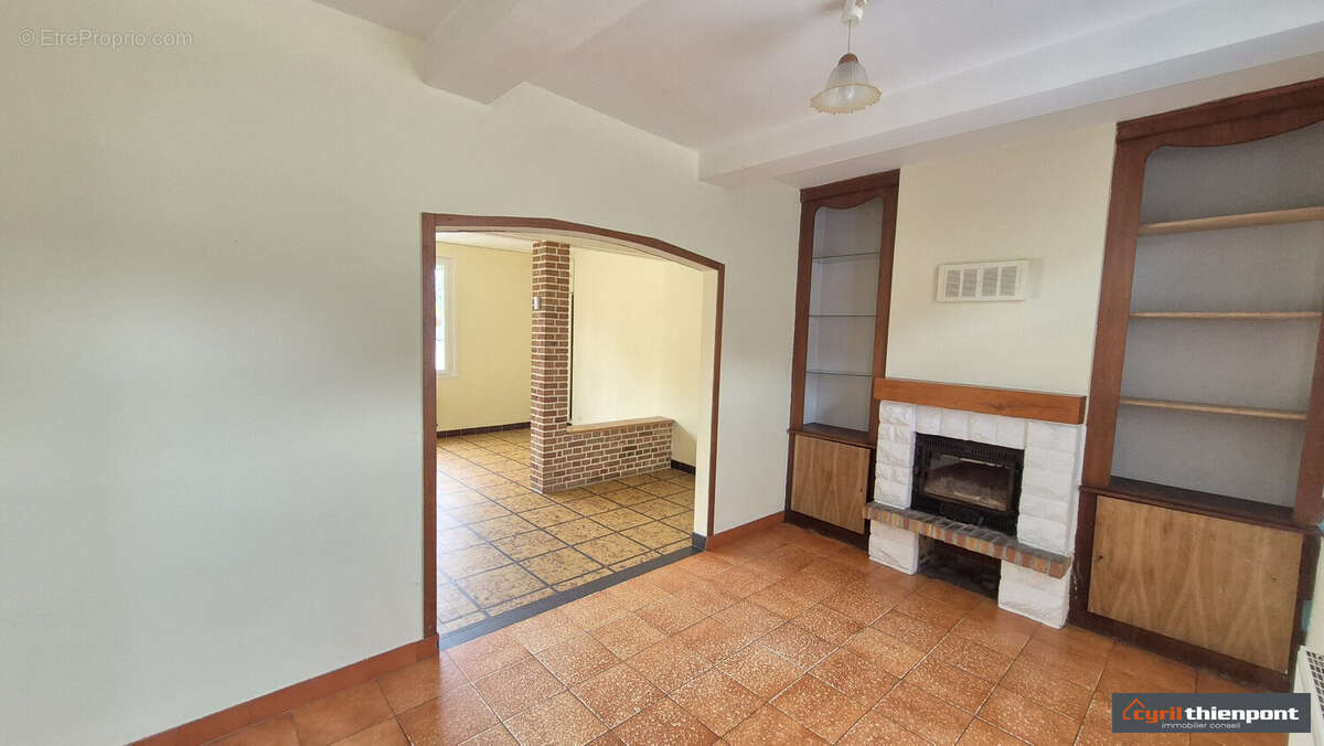 Maison à MAREUIL-CAUBERT