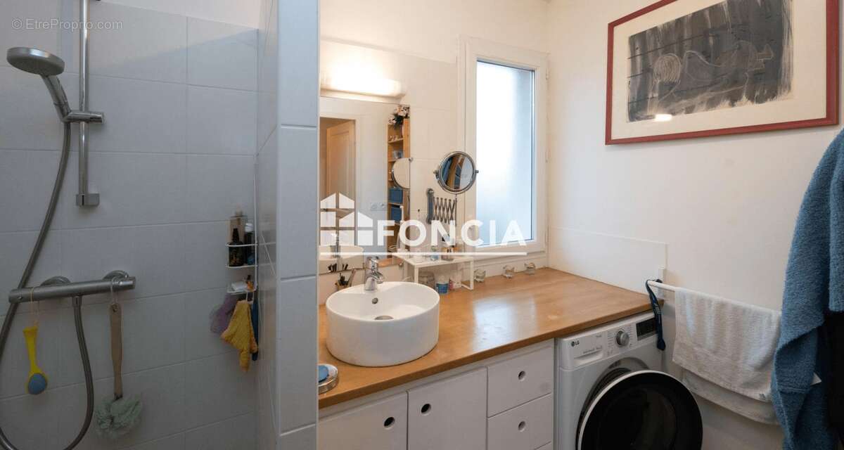 Appartement à TOURNON-SUR-RHONE