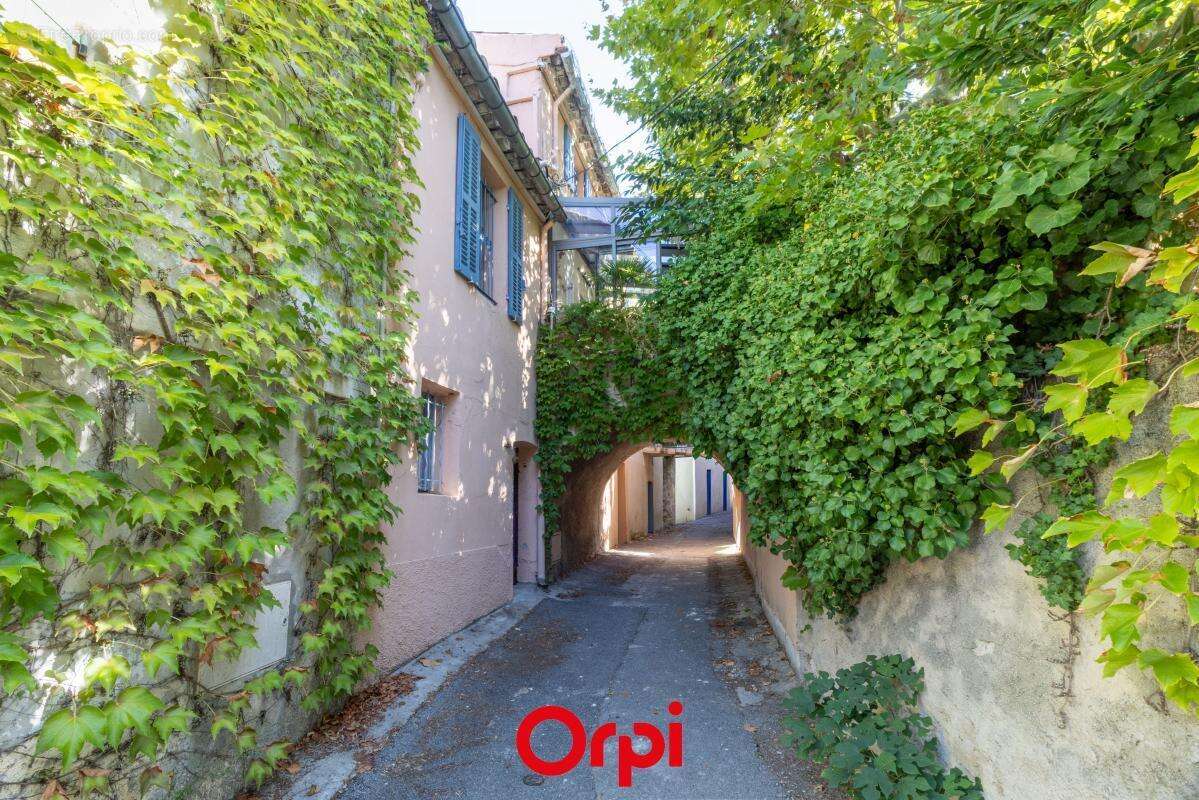 Maison à MARSEILLE-11E