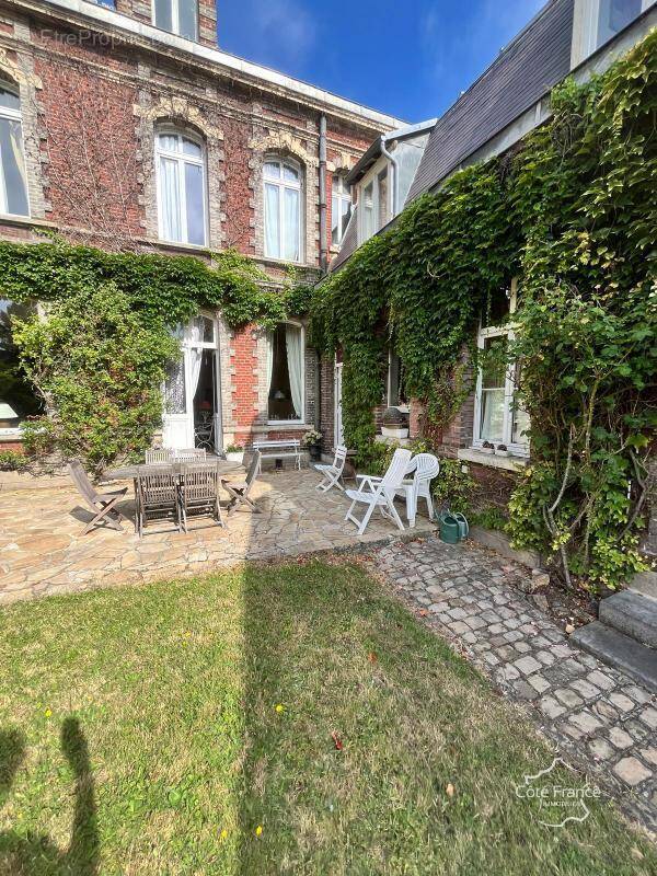 Maison à LE CATEAU-CAMBRESIS