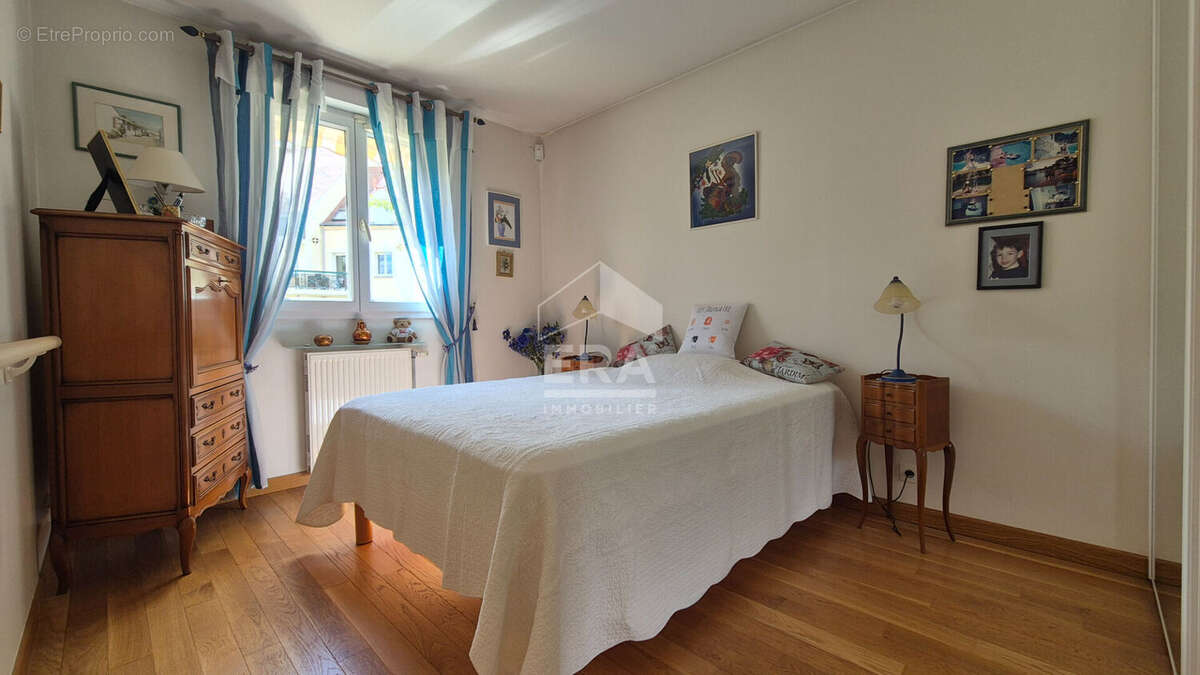 Appartement à BRIE-COMTE-ROBERT