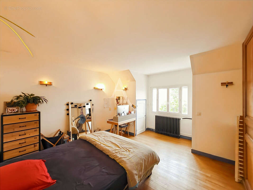 Maison à BRIE-COMTE-ROBERT