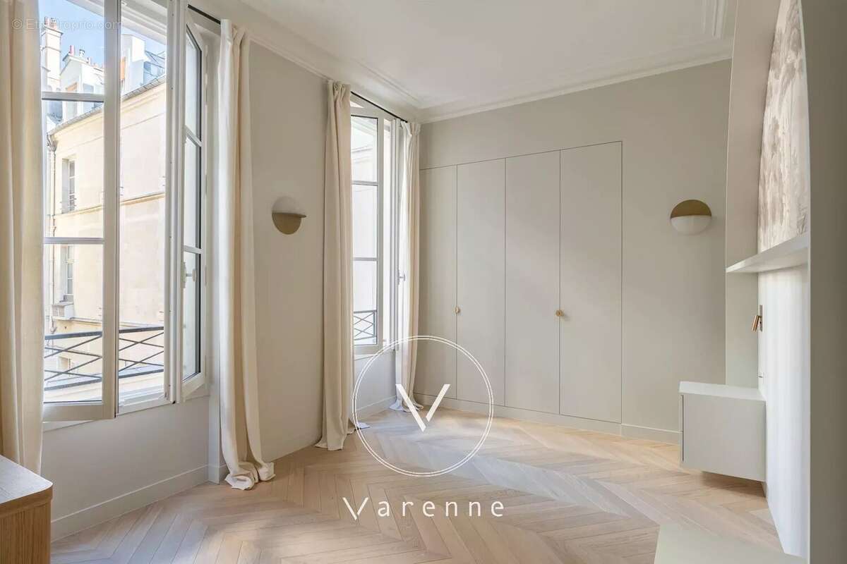 Appartement à PARIS-4E