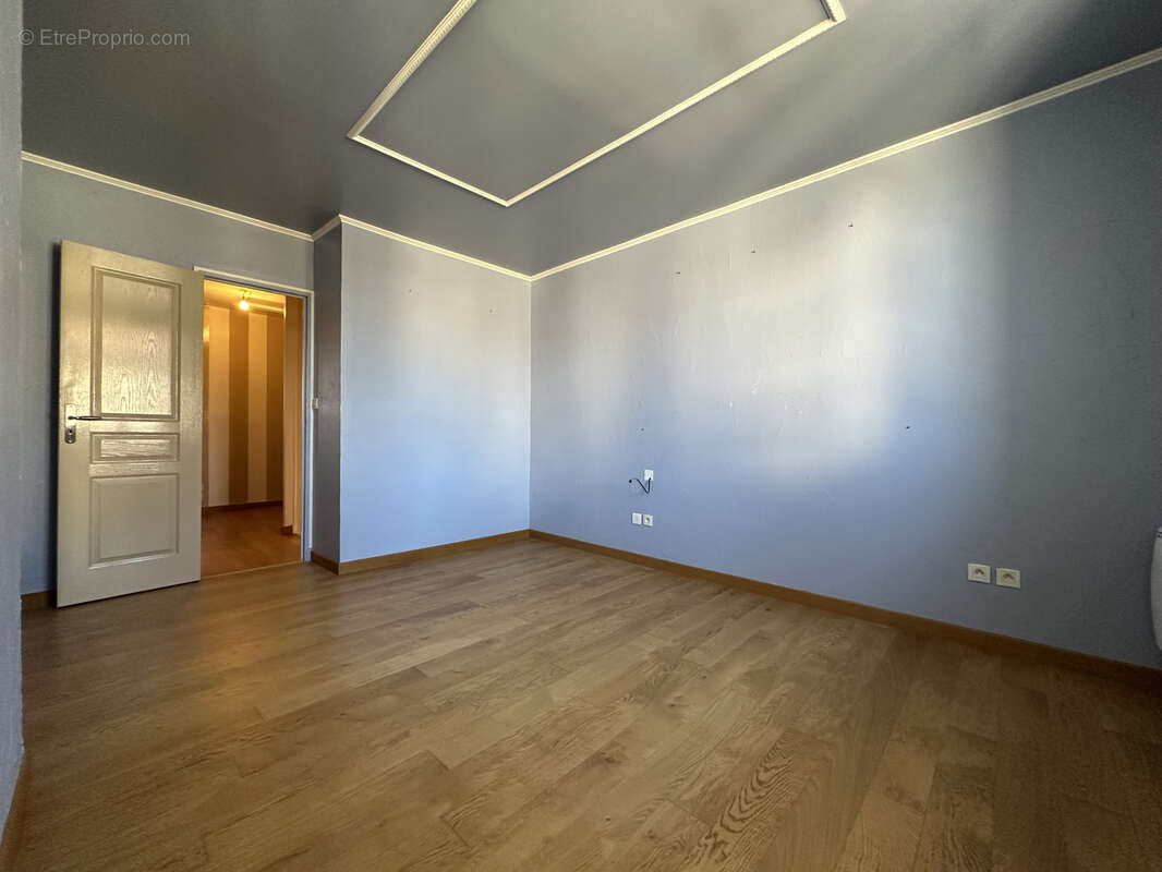 Appartement à BARBEZIEUX-SAINT-HILAIRE