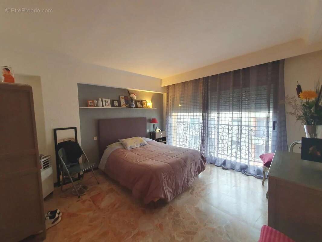 Appartement 472 m² à Cavaillon  - photo 4