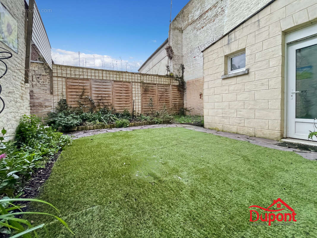 Maison à SAINT-QUENTIN