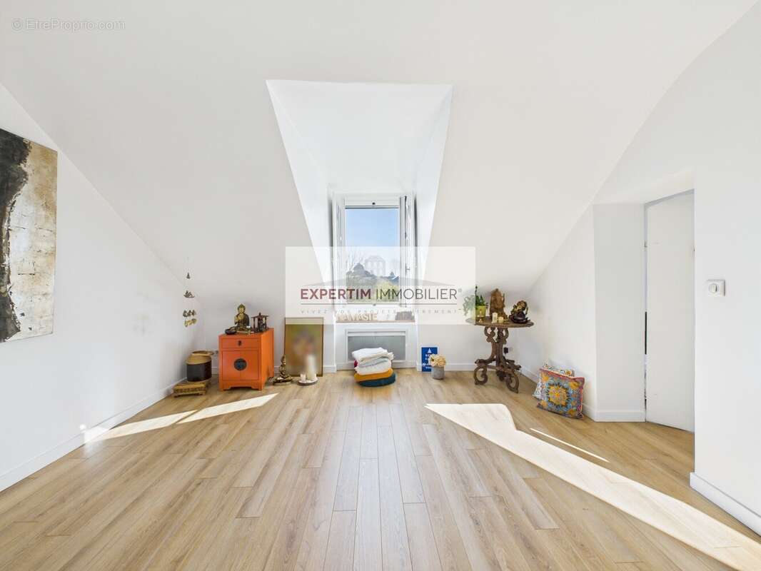 Appartement à VERSAILLES