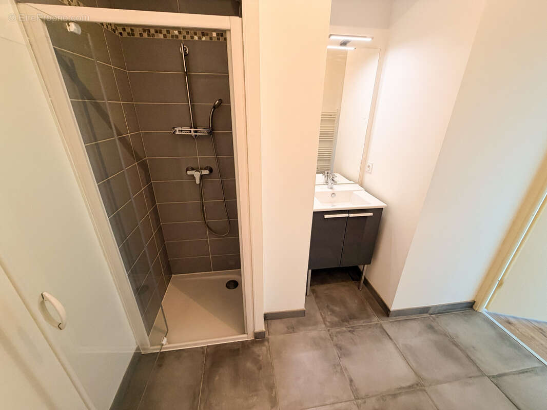 Appartement à VILLENAVE-D'ORNON