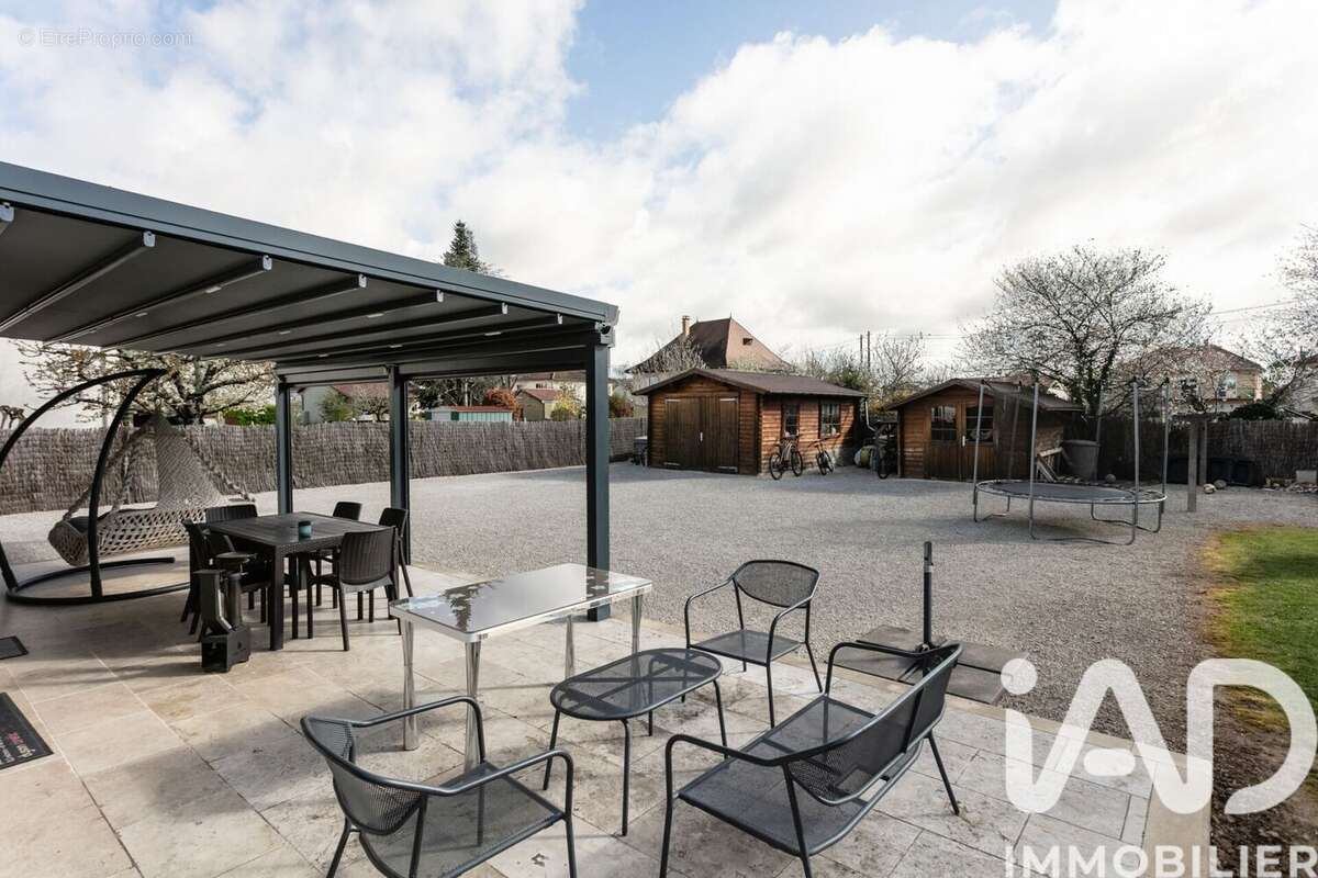 Photo 3 - Maison à TERRASSON-LAVILLEDIEU