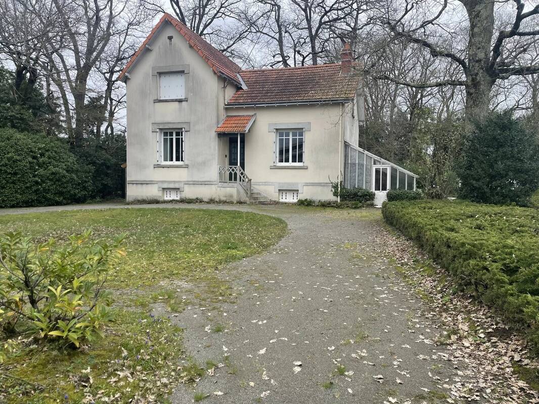 Maison à SAINT-SEBASTIEN-SUR-LOIRE