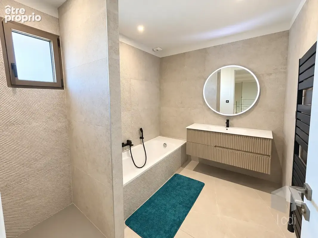 MONTELIMAR, maison de 195 m2, 4 chambres - photo 11