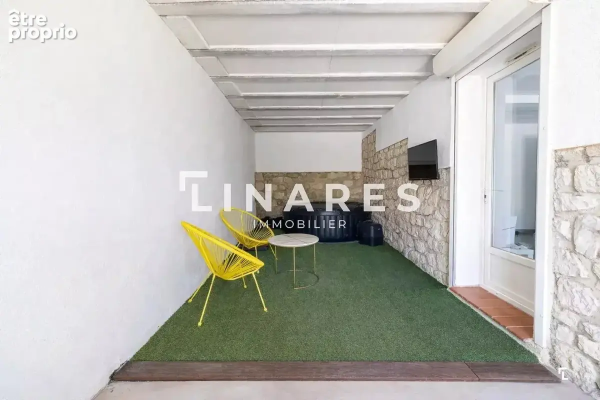 LA VERDOYANTE - Villa T5 de 180m² -  Piscine - Garage de 33m² - Terrain 1280m² - 13011 EOURES - photo 20