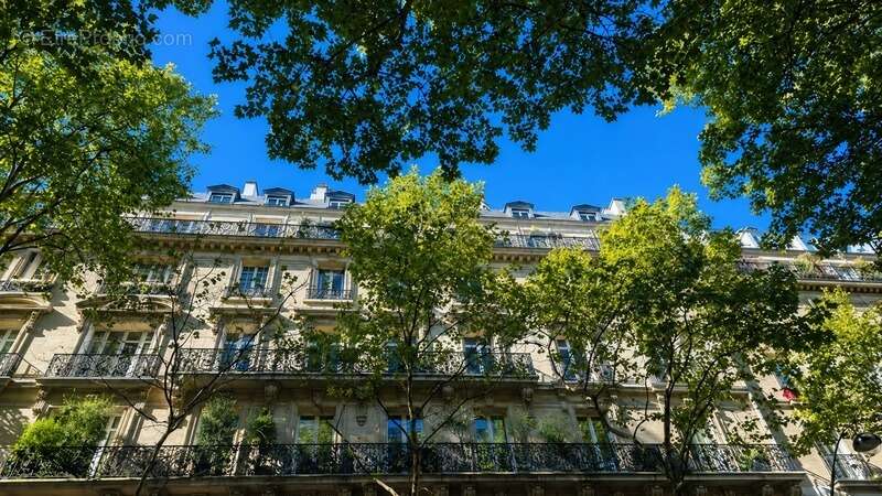 Appartement à PARIS-7E