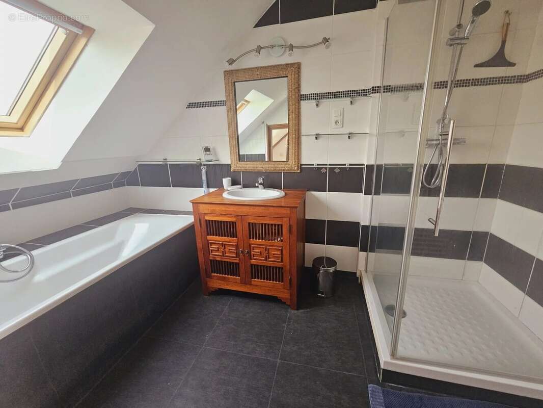 Maison à COMBLESSAC