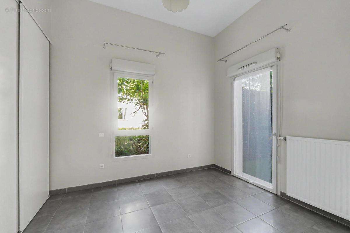BALMA VIDAILHAN : Appartement T2 – 45 m² avec Terrasse et Parking Privatif - photo 10
