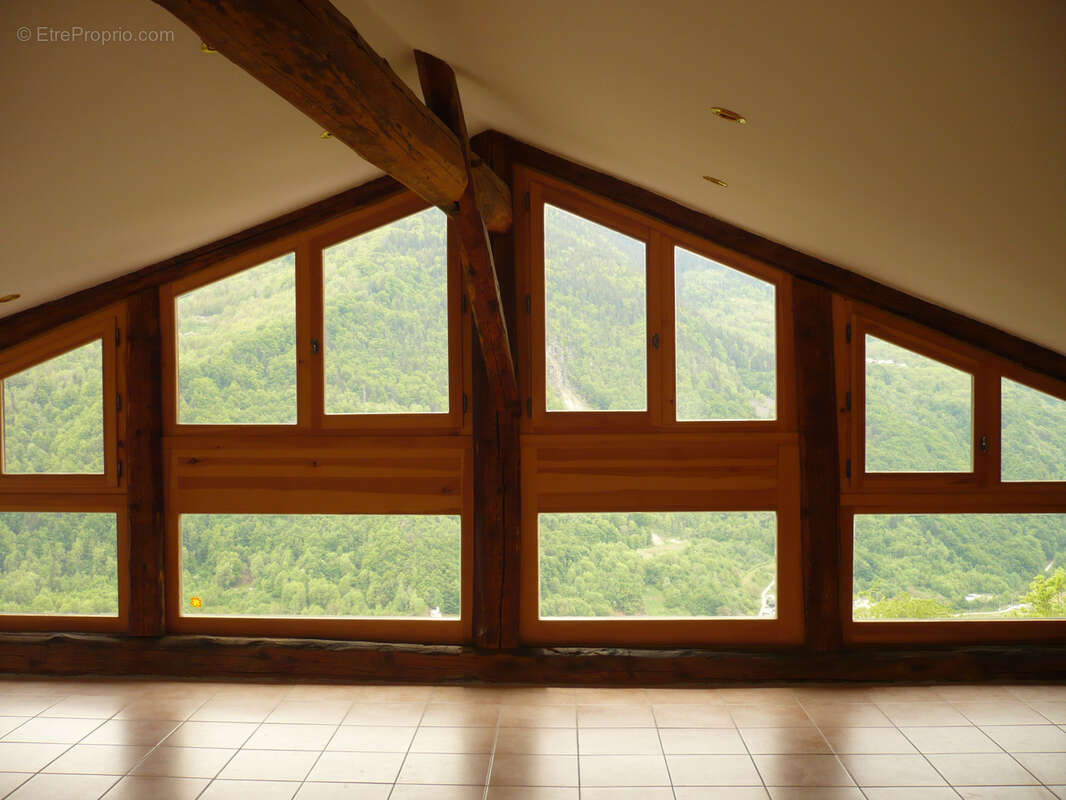 Maison à MONTAGNY