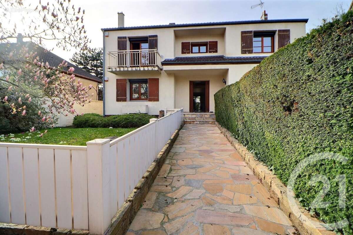 Maison à AULNAY-SOUS-BOIS