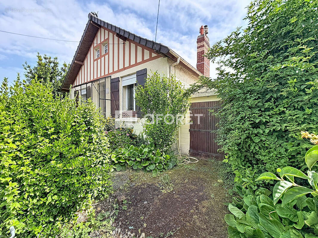 Maison à OUISTREHAM