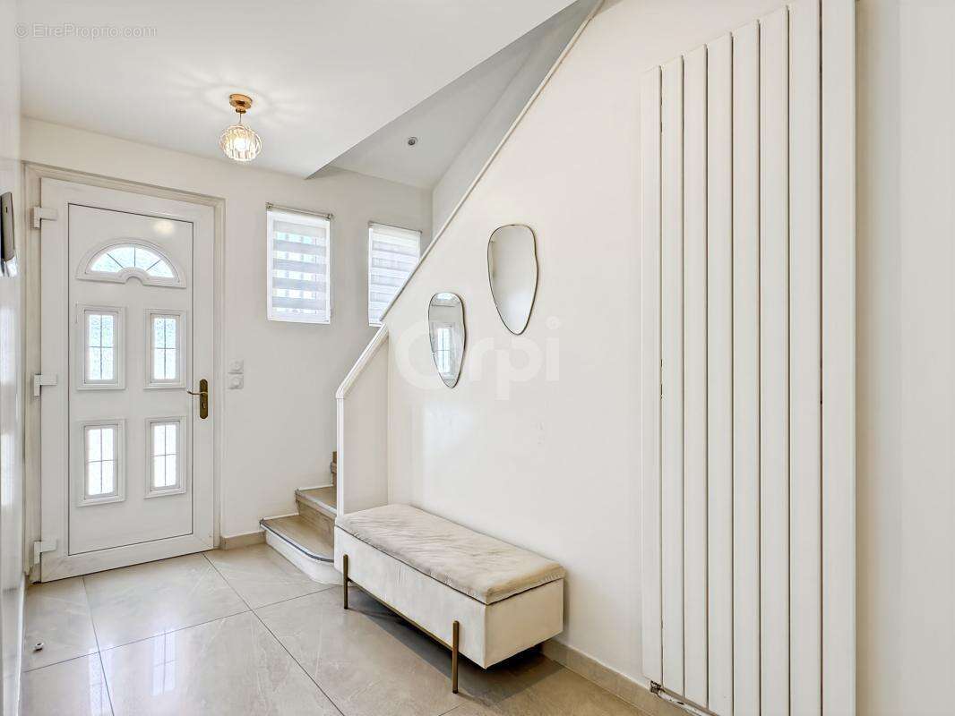 Maison 6 pièces de 117 m² - photo 12