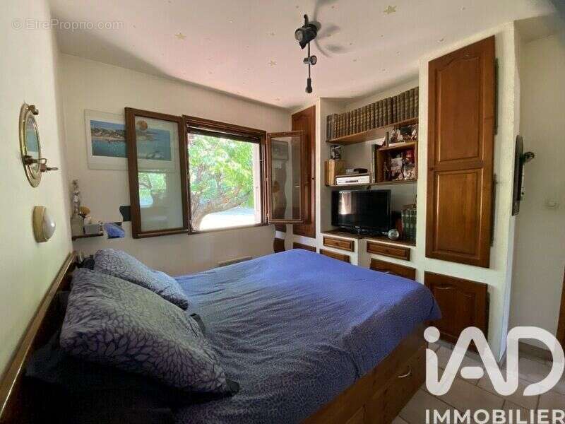 Maison 112 m² à Puymeras  - photo 9