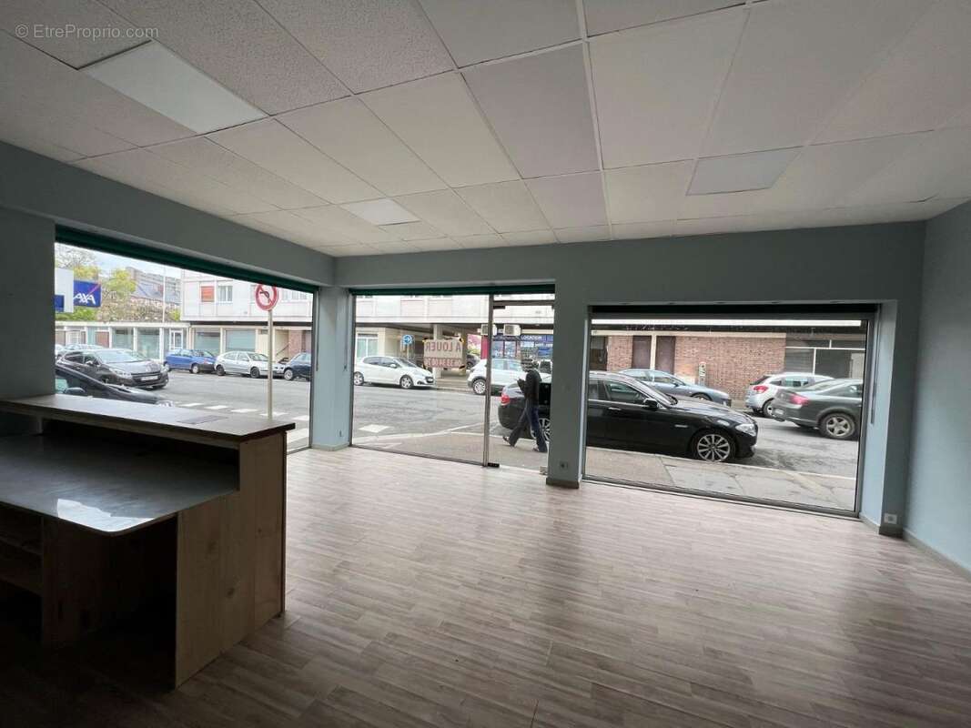 Commerce 69 m² à Lisieux  - photo 4