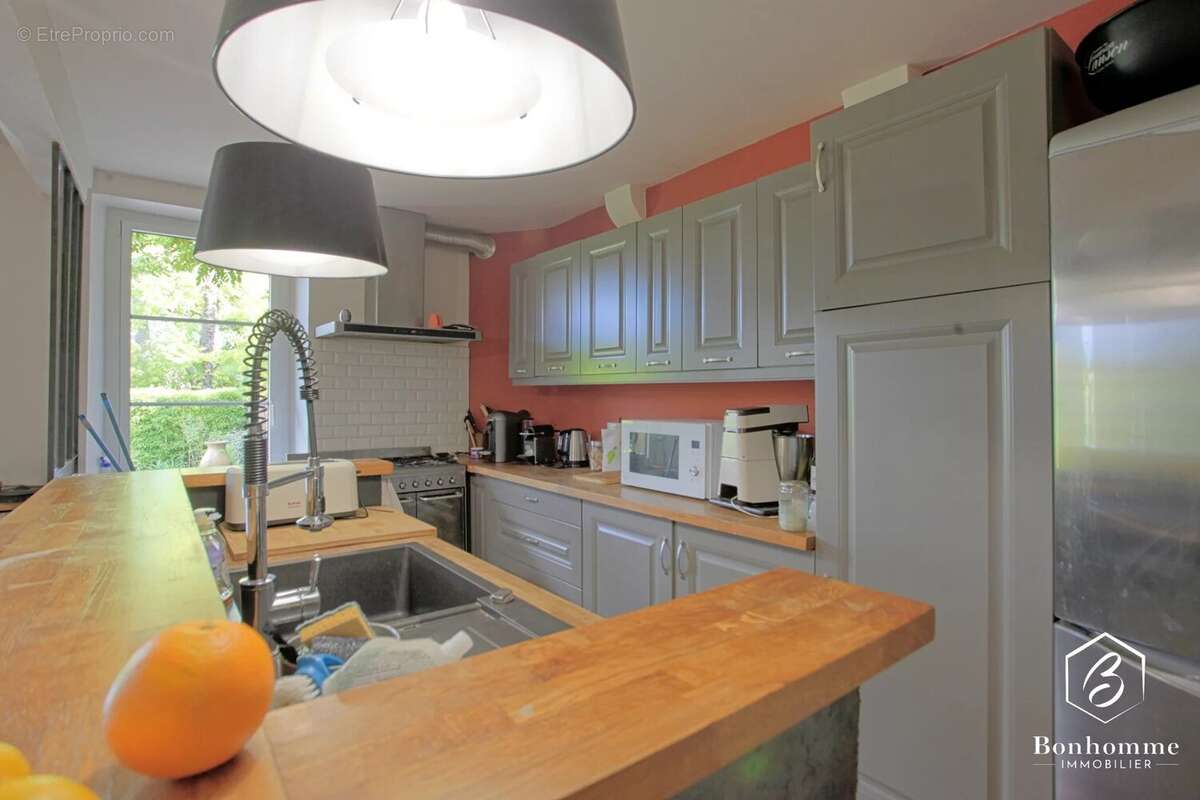 Maison à SAINT-CAPRAIS-DE-BORDEAUX