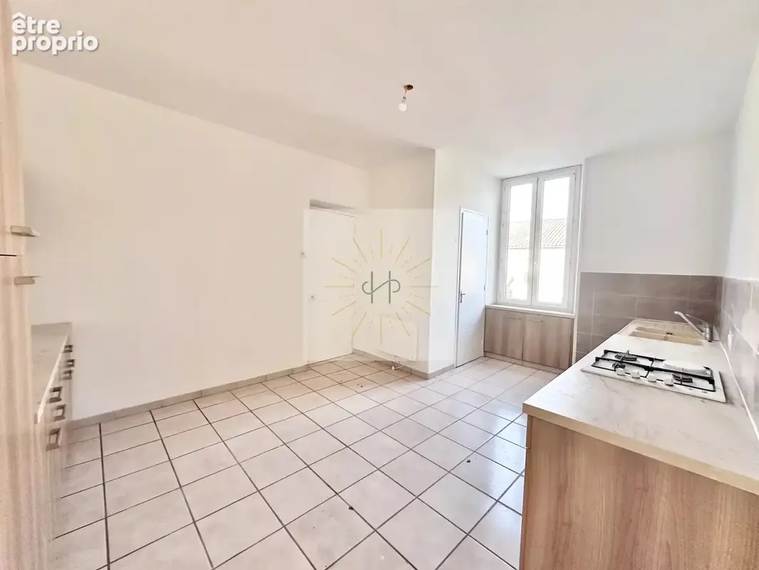 Appartement 66 m² à Le Teil  - photo 6