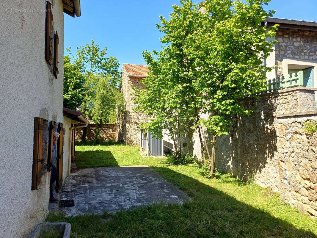 Maison à TIRANGES