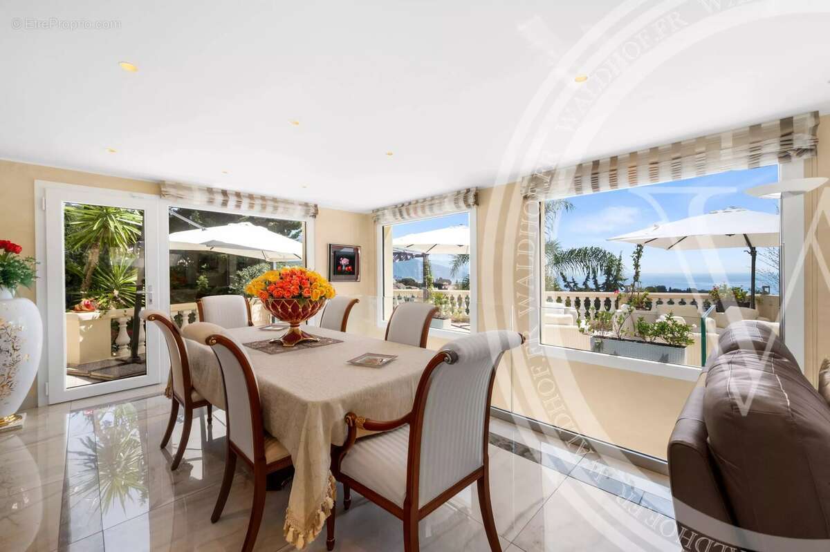 Proche Monaco – Villa d’Exception avec Vue Mer - photo 4