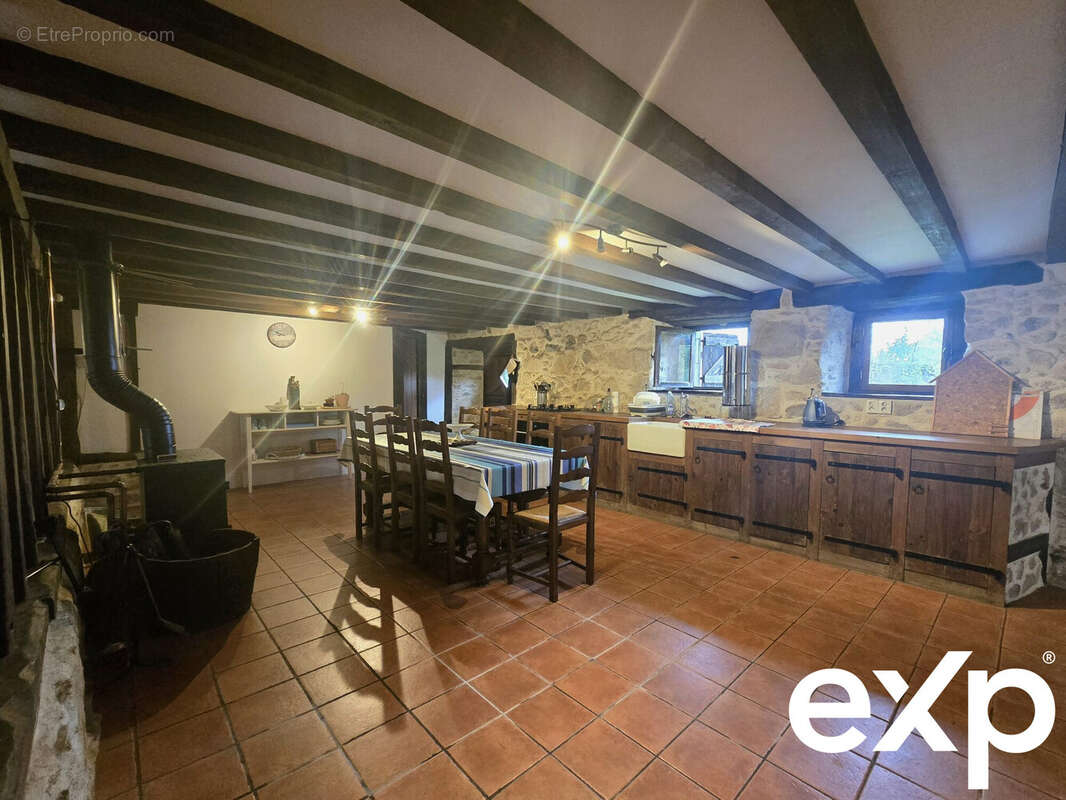 Maison à MAISONNAIS-SUR-TARDOIRE