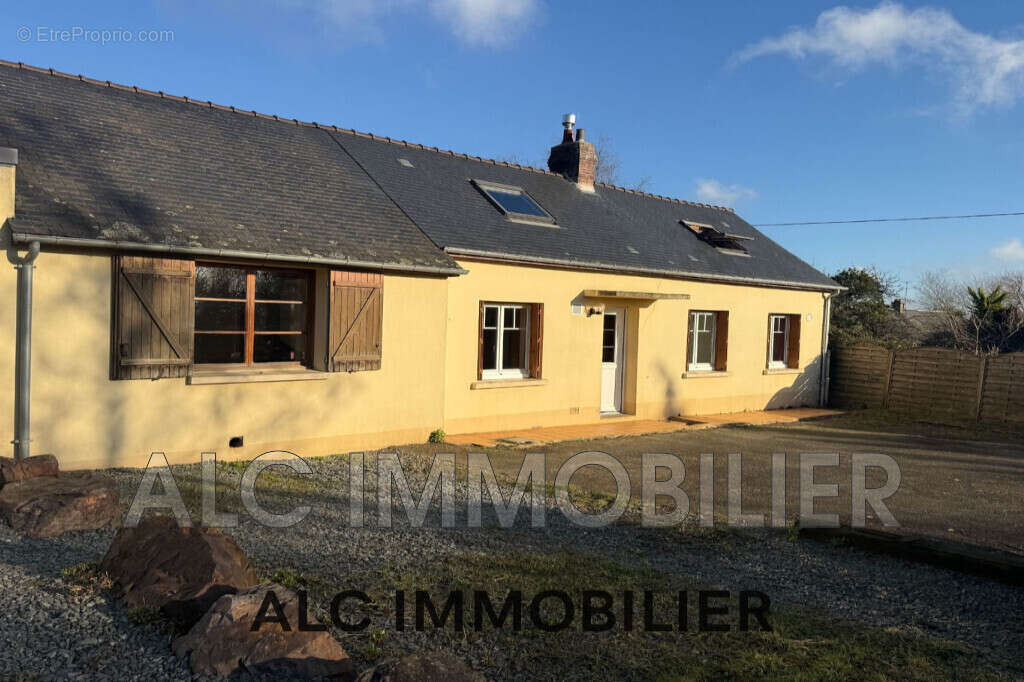 Maison à PRE-EN-PAIL