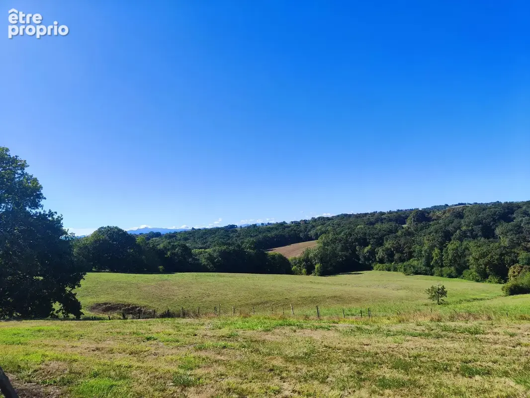 Ferme du XVIIIe siècle avec 16 hectares de terrain - photo 3