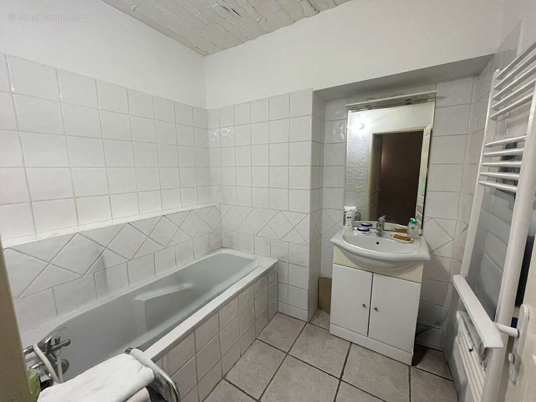 Appartement à ROBION