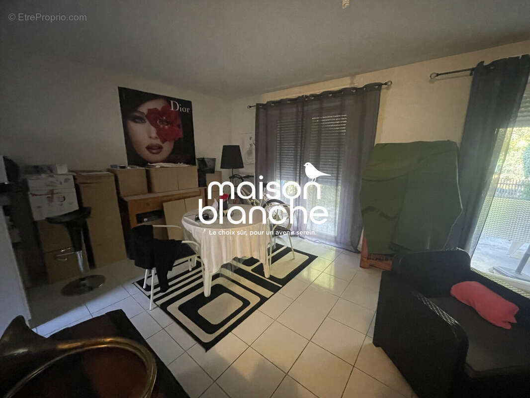 Maison 60 m² à Saint-Seurin-Sur-L'isle  - photo 3