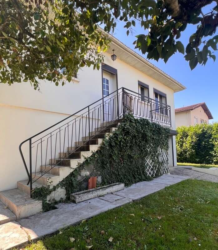 Maison à VILLENEUVE-SUR-LOT