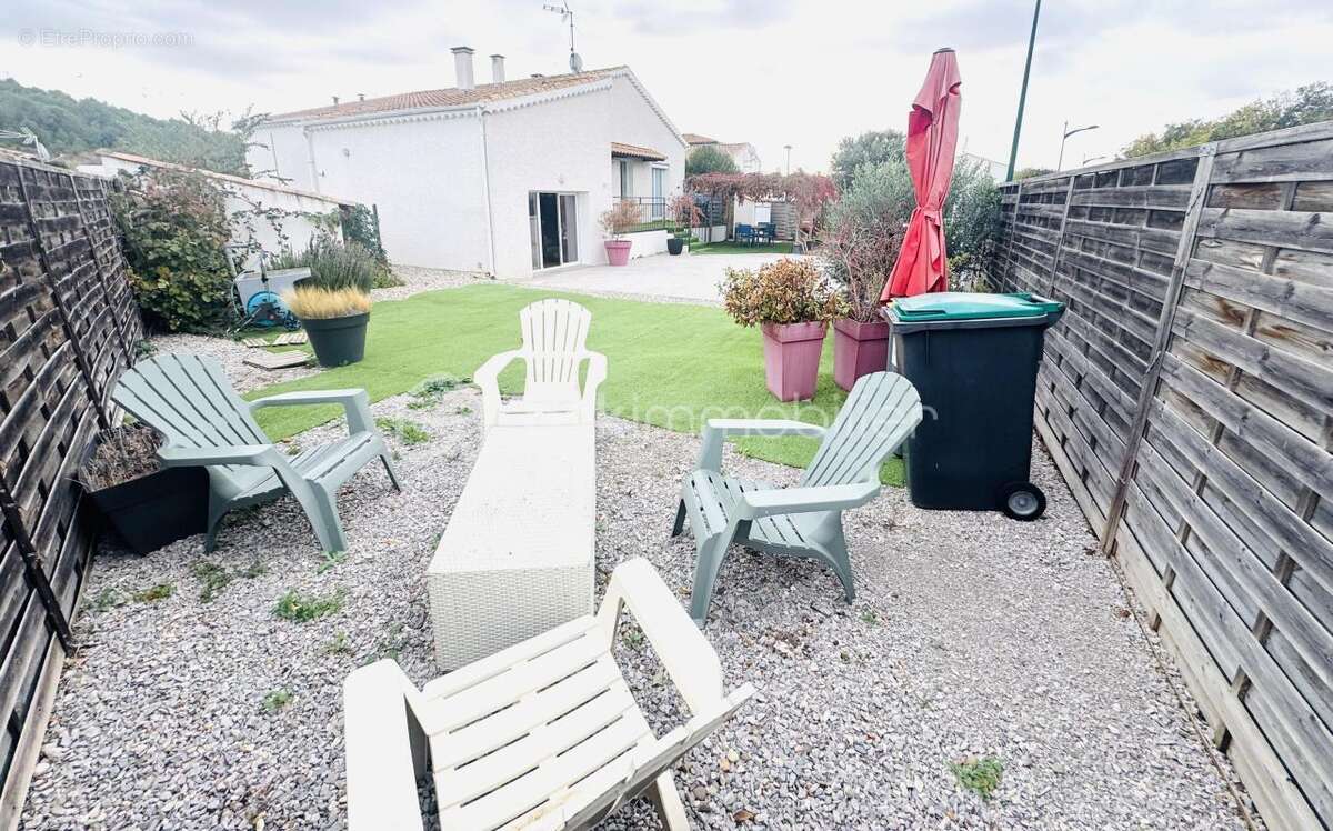 Maison à LIGNAN-SUR-ORB